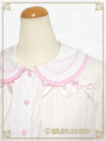 B48BL423 Alice Meets the White Rabbit Blouse