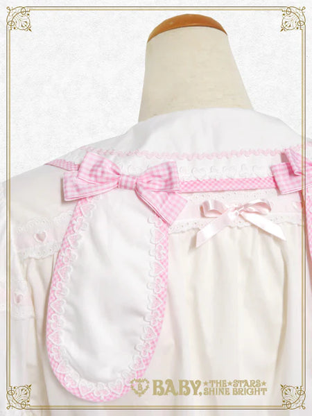 B48BL423 Alice Meets the White Rabbit Blouse