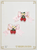 B49HA776 Swinging Strawberry Garden Ribbon Clips