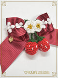 B49HA776 Swinging Strawberry Garden Ribbon Clips