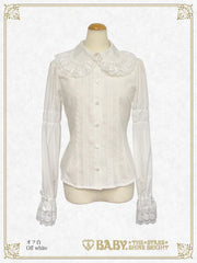 B49BL413 Back Pintuck Blouse