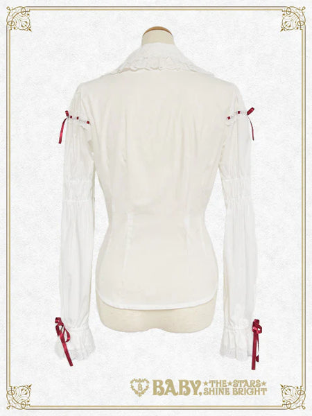 B49BL443 Swinging Strawberry Garden Blouse