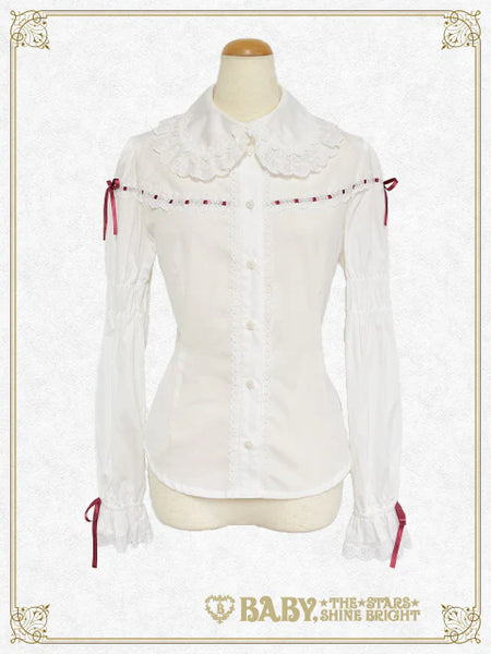 B49BL443 Swinging Strawberry Garden Blouse