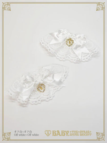 B49CF001 Creamy Sweet Macaron Cuffs