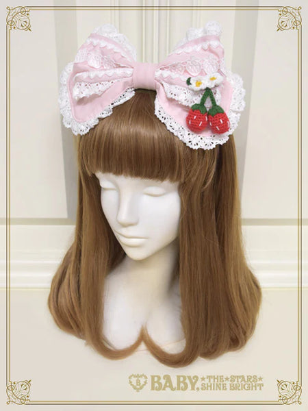 B49HA750 Swinging Strawberry Garden Headbow