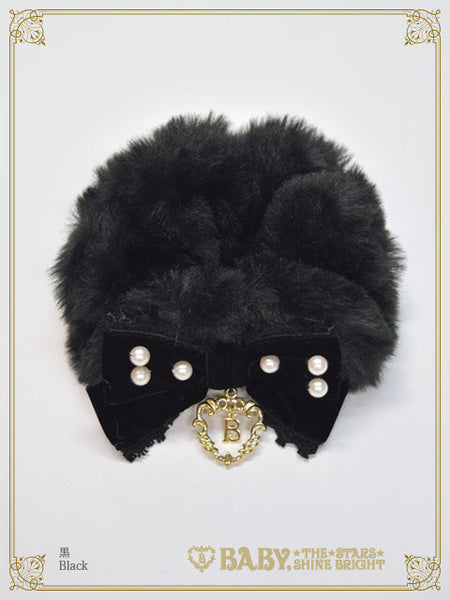B49HA758 Fairy Fur Scrunchie