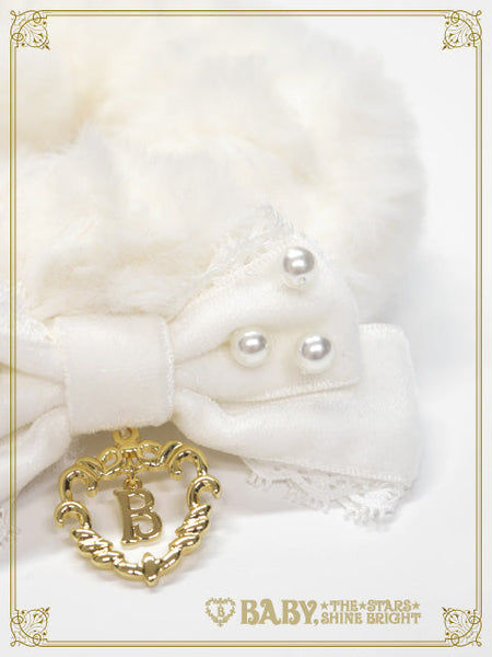 B49HA758 Fairy Fur Scrunchie