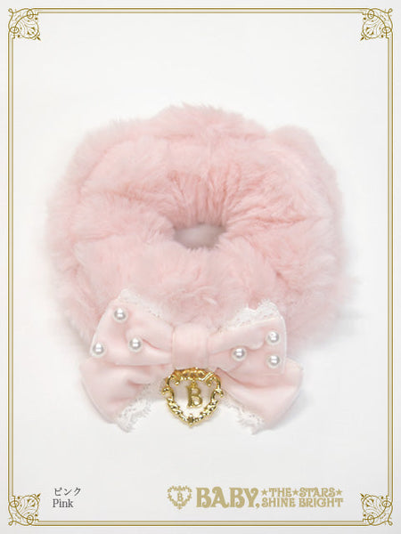 B49HA758 Fairy Fur Scrunchie