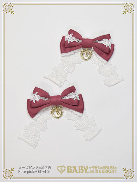 B49HA771 Rose Lace Swing Ribbon Clip
