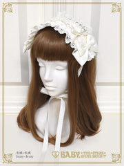 B49HA726 Ladder Lace Spin Doll Headdress (Burberry)