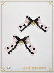 B49HA973 La Dame De Carreau Ribbon Clip