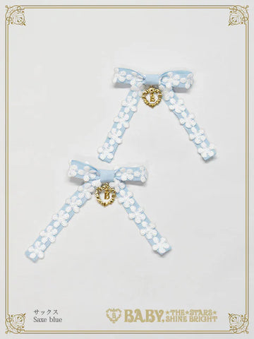 B49HA975 Flowers Bloom in my Heart Clip