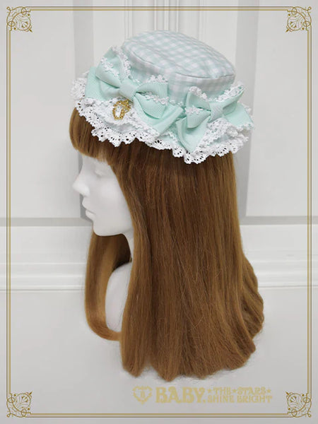 B49HA992 Berry Sweet Bouquet Gingham Canotier