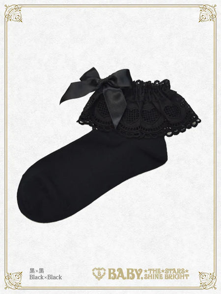 B49SC822 Heart Lace Ankle Socks