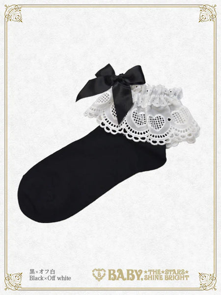 B49SC822 Heart Lace Ankle Socks