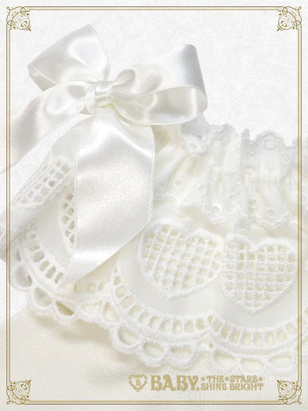 B49SC822 Heart Lace Ankle Socks