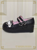 B49SH832 Heart Buckle Shoes