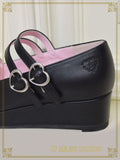 B49SH832 Heart Buckle Shoes