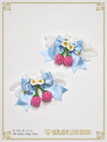 B50CF018 Swinging Strawberry's Happy Berry Present Cuffs