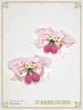B50CF018 Swinging Strawberry's Happy Berry Present Cuffs