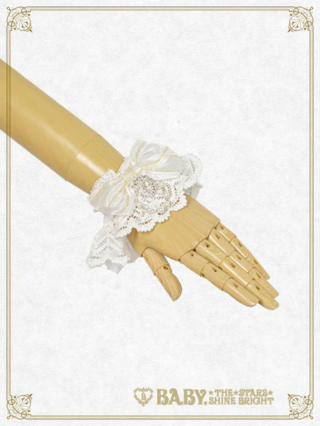 B50CF040 Cinderella Ball Cuffs
