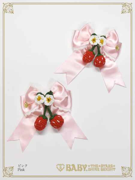 B50HA961 Swinging Strawberry's Happy Berry Present Ribbon Clips