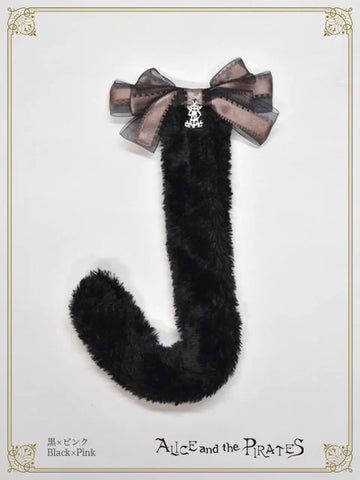 P19OT011 Sweet Heart Kitty Tail Brooch