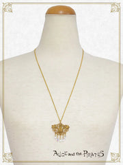 P20AC042 Chandelier Necklace