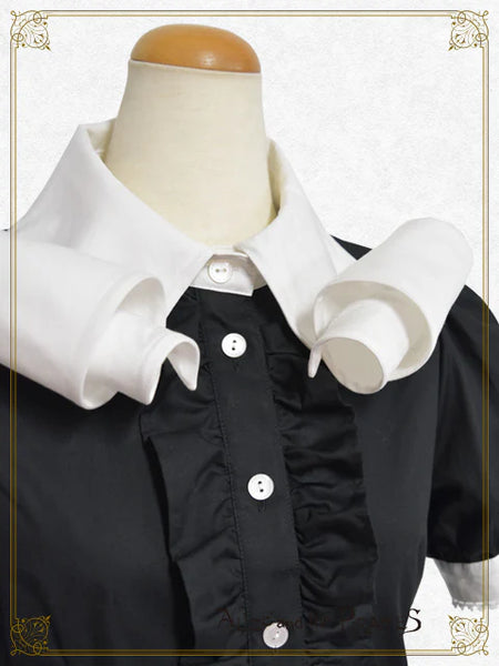 P20BL414 Clown’s Prank Twisted Collar Blouse