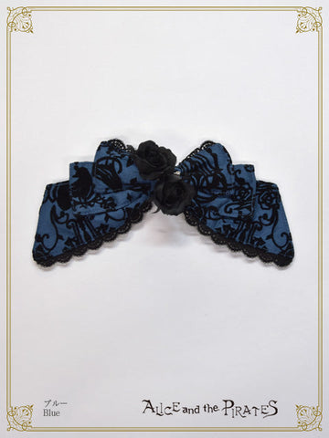 P20OT051 Chandelier Flocky Corsage