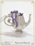 P21AC054 Witch's Magical Teapot Necklace