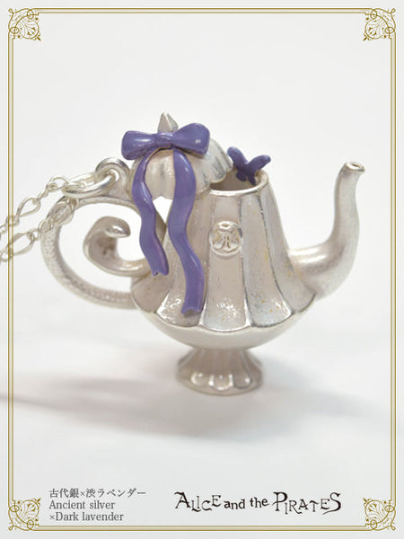 P21AC054 Witch's Magical Teapot Necklace