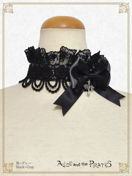 P22AC005 Haunted Carousel Lace Choker