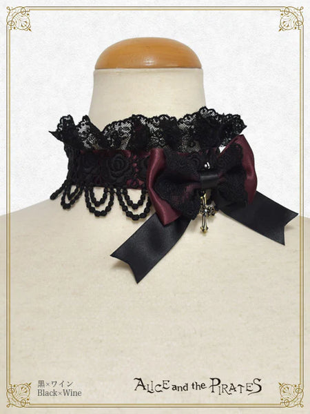 P22AC005 Haunted Carousel Lace Choker
