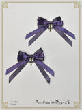 P22HA913 Haunted Carousel Multiple Ribbon Clips