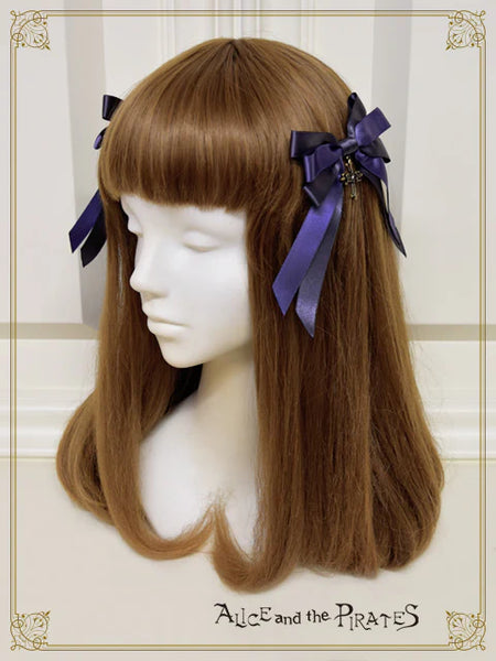 P22HA913 Haunted Carousel Multiple Ribbon Clips