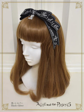 [LOTTERY PRE-ORDER] P22HA943 A/P Logo Ribbon Center Headbow