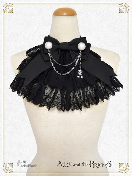 P22OT008 Noir Classic Jabot