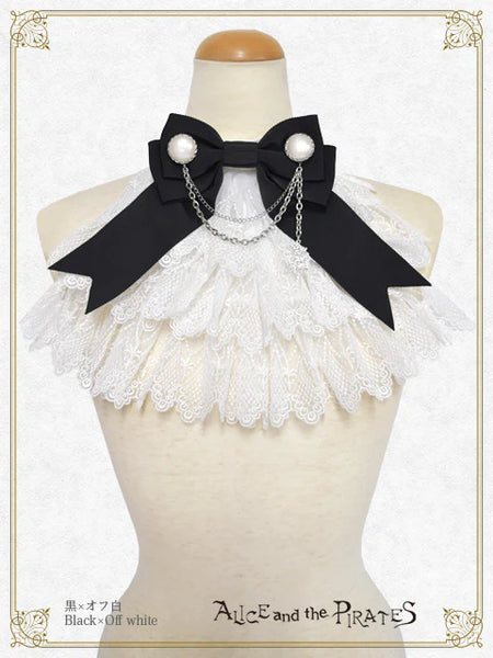P22OT008 Noir Classic Jabot