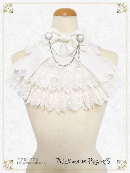 P22OT008 Noir Classic Jabot