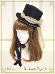 P20HA916 Illusion or reality, “Piste d’un cirque” in memory “Deux” Mini Hat