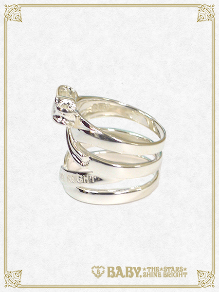 B44AC022 Lace Up Ribbon Ring