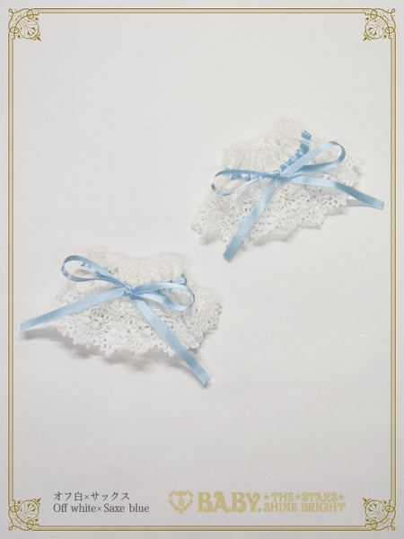 B45CF029 Torchon Lace Cuffs