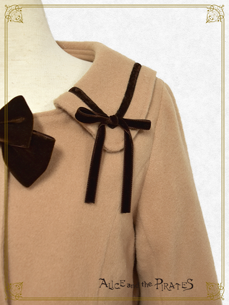 P15CO342 Kitten Short Coat