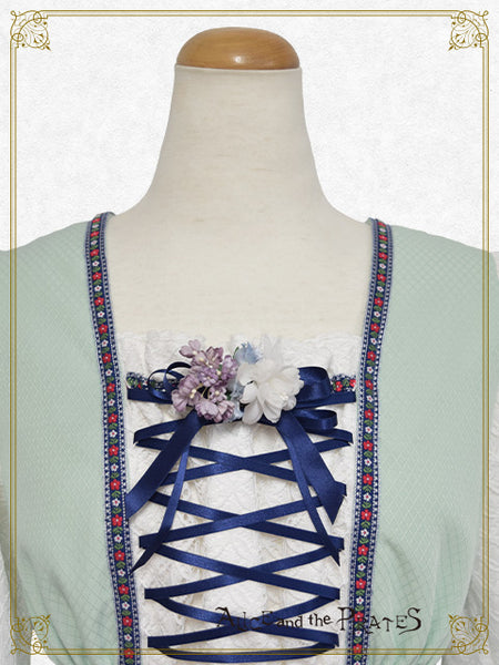 P18OT023 Florentina Mini Corsage